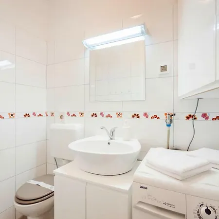 Dorina - Cdn02128-eya Apartman